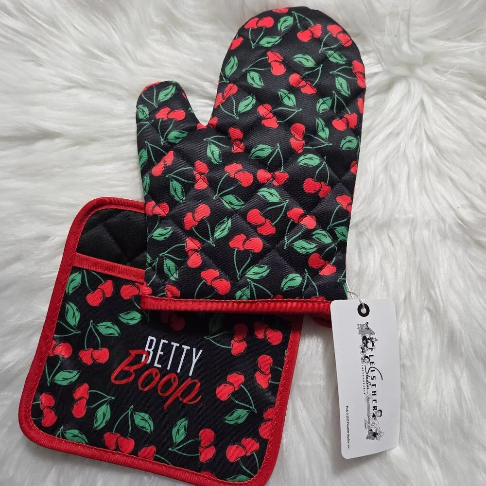 Betty Boop Potholder & Oven Mitt Set